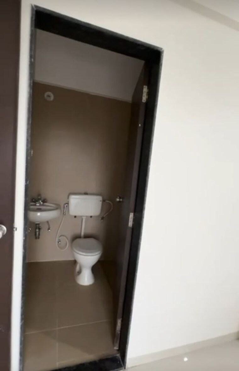 undefined, hadapsar gaon 3 Bedroom 2000 Sq.Ft. Builder Floor In Hadapsar Gaon Pune 9835788