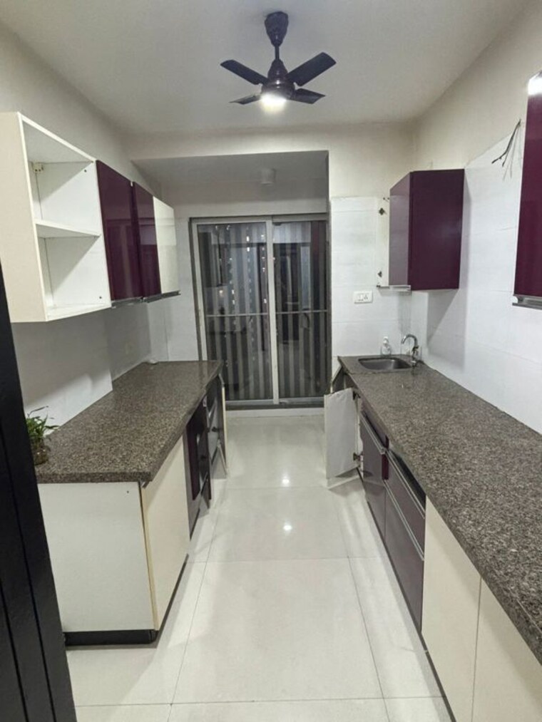 Kitchen, veena-crest 3 Bedroom 950 Sq.Ft. Apartment In Andheri West Mumbai 9835801
