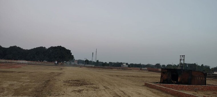 undefined, mohanlalganj  2000 Sq.Ft. Plot In Mohanlalganj Lucknow 9835814