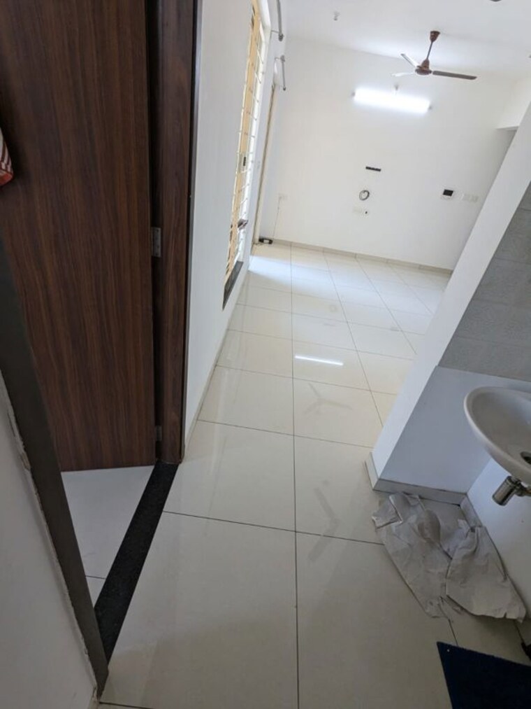 Bathroom, vilas-javdekar-yashwin 2 Bedroom 740 Sq.Ft. Apartment In Hinjewadi Phase 2 Pune 9835534