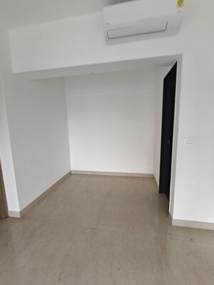 Room in 4 BHK Apartment at Supreme Estia Phase 1, Baner – for Sale