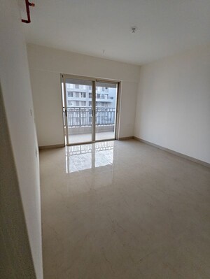 Room in 4 BHK Apartment at Supreme Estia Phase 1, Baner – for Sale
