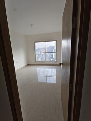 Room in 4 BHK Apartment at Supreme Estia Phase 1, Baner – for Sale