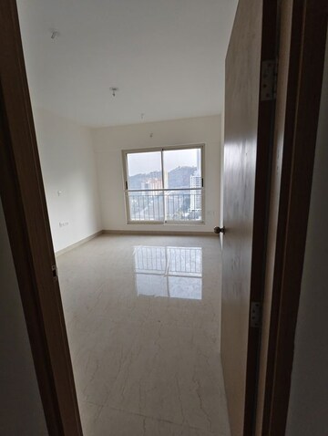 Room in 4 BHK Apartment at Supreme Estia Phase 1, Baner – for Sale