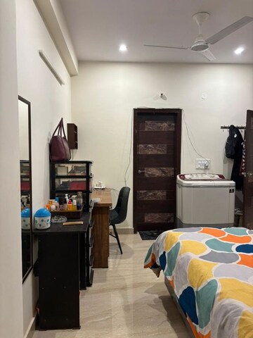 1 BHK Builder Floor For Rent in New Friends Colony