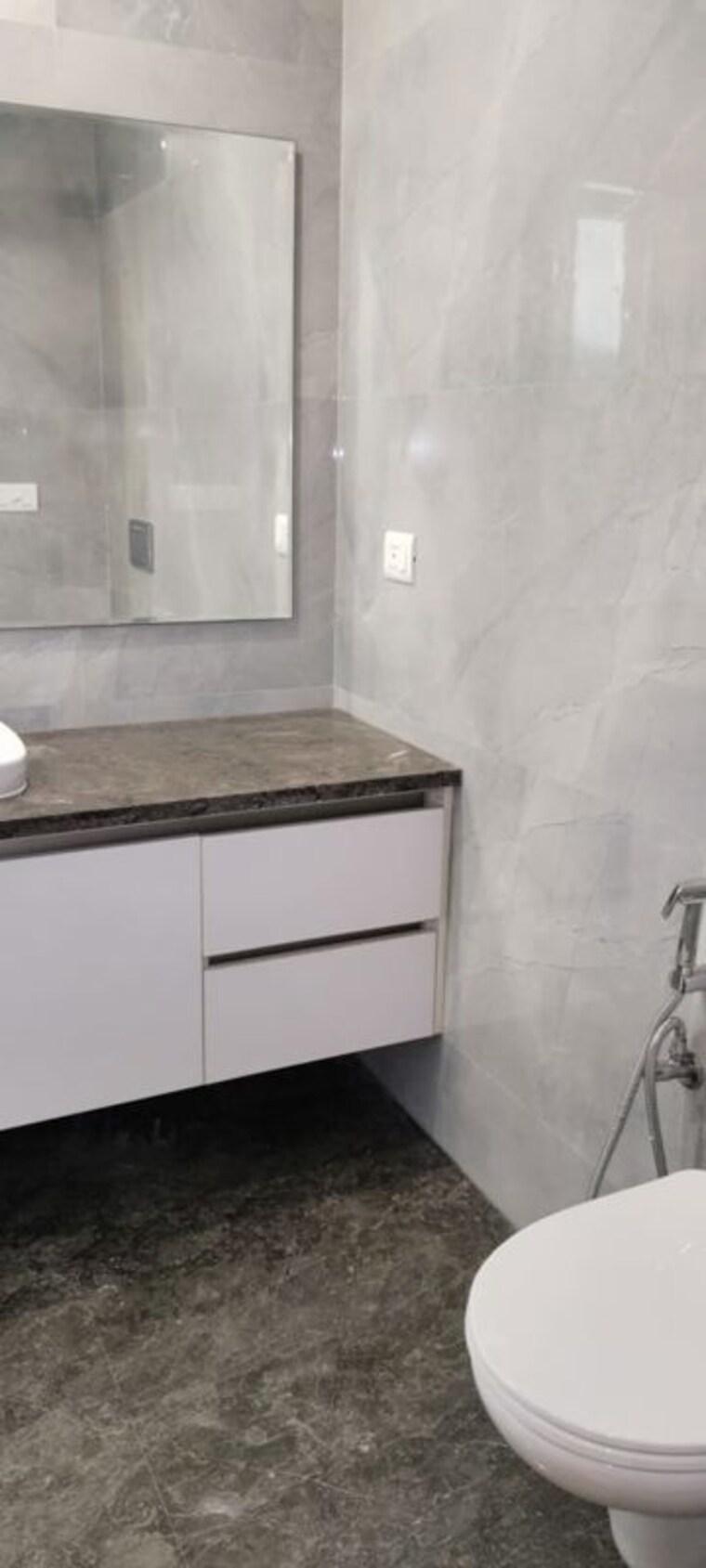 Kitchen, safdarjung enclave 2 Bedroom 200 Sq.Yd. Apartment In Safdarjung Enclave Delhi 9835860