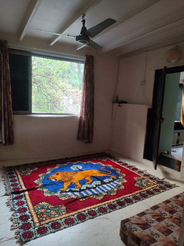 1 BHK + Pooja Room Apartment For Rent in Bandra West