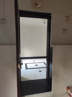  1 BHK Apartment at Bandra West – for Rent