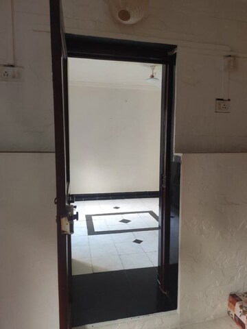  1 BHK Apartment at Bandra West – for Rent