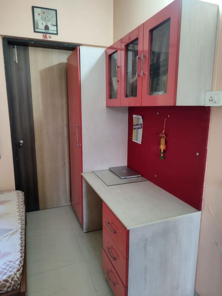 Bedroom, yashoda-golden-trellis 3 Bedroom 1650 Sq.Ft. Apartment In Balewadi Pune 9836323