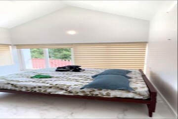 Room in 5 BHK Independent House at Chalakudy – for Sale