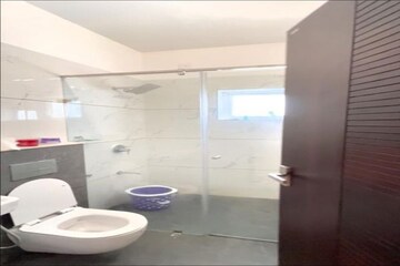 Bathroom in 5 BHK Independent House at Chalakudy – for Sale