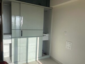 Room in 1 BHK Apartment at Fair View Apartment, Chembur – for Rent