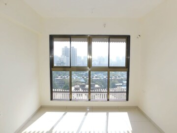 Bedroom in 2 BHK Apartment at Chandak 34 Park Estate, Goregaon West – for Rent