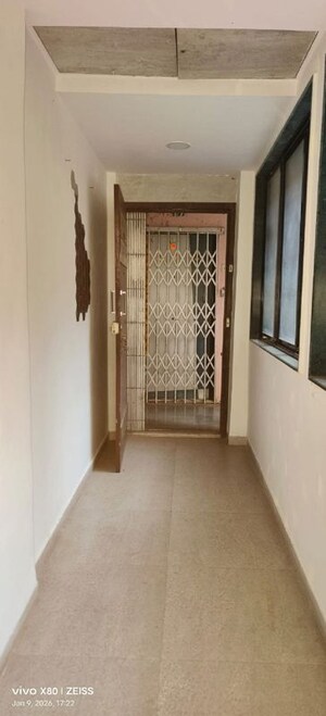  1 BHK Apartment at Khar West – for Rent