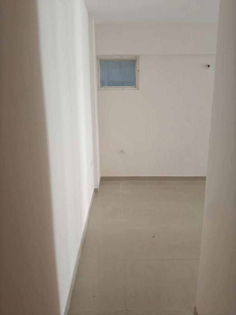 Bathroom, shree-vardhman-green-court 2 Bedroom 690 Sq.Ft. Apartment In Sector 90 Gurgaon 9836383