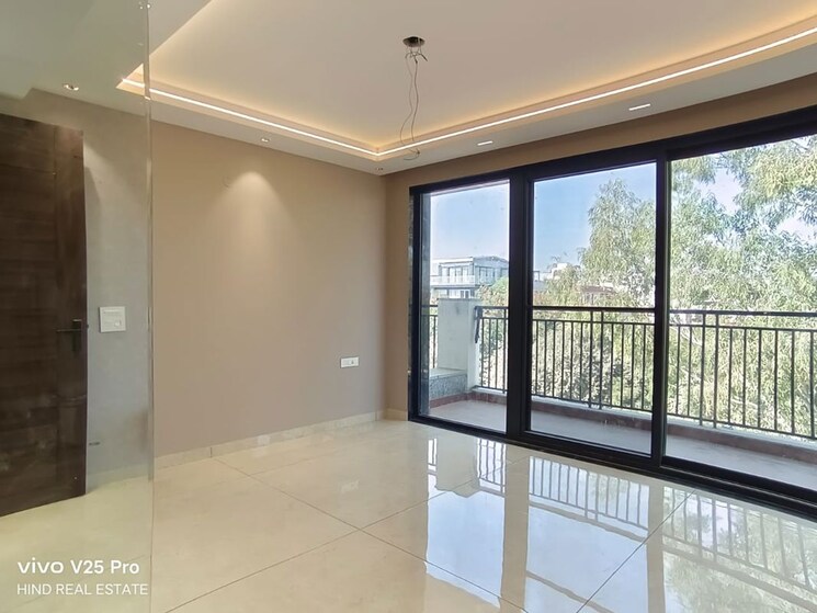 Room, sector 4 4 Bedroom 1989 Sq.Ft. Builder Floor In Sector 4 Panchkula 9835571