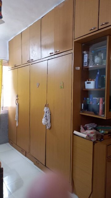 Furnished Amenities in 1 BHK Apartment at Bandra West – for Rent