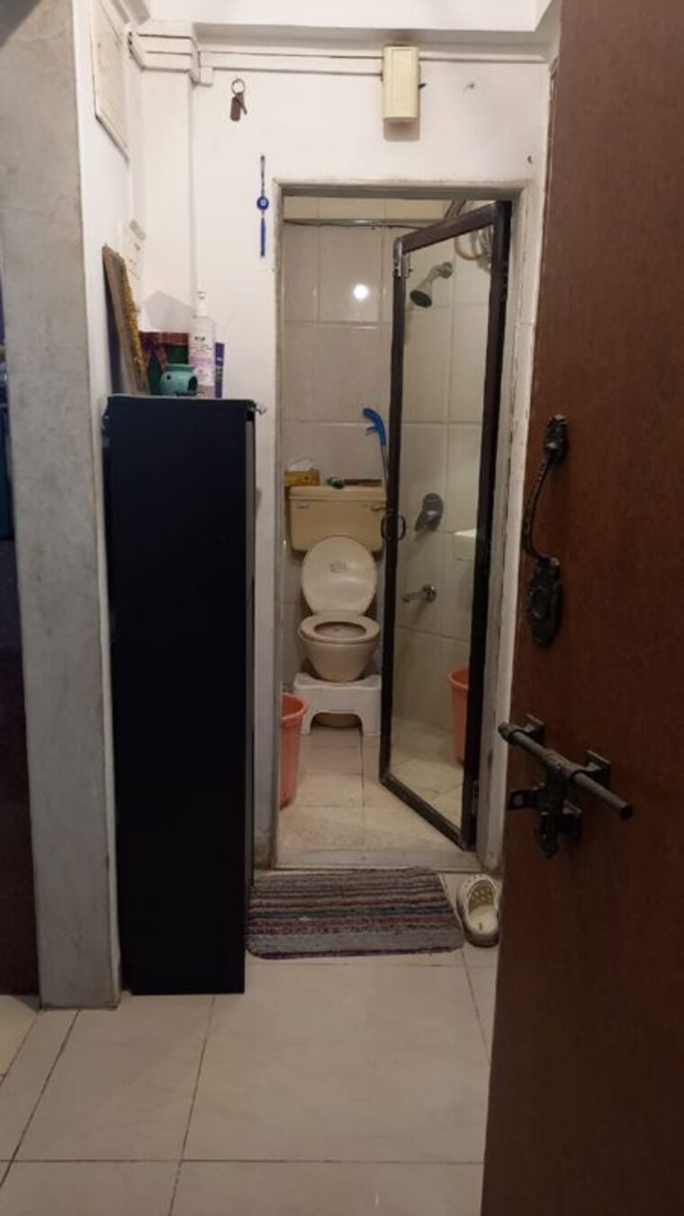 undefined, bandra west 1 Bedroom 500 Sq.Ft. Apartment In Bandra West Mumbai 9836455