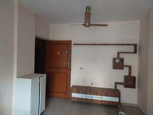 Room in 2 BHK Apartment at Acme Amay, Goregaon East – for Rent