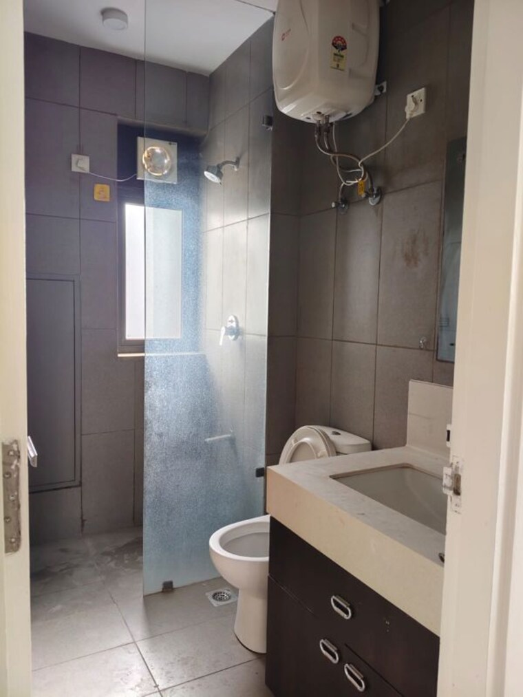 Bathroom, ireo-skyon 3.5 Bedroom 2045 Sq.Ft. Apartment In Sector 60 Gurgaon 9836559
