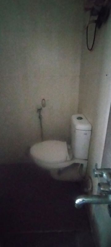 Bathroom in 2 BHK Apartment at Haware Estate, Kasarvadavali – for Sale