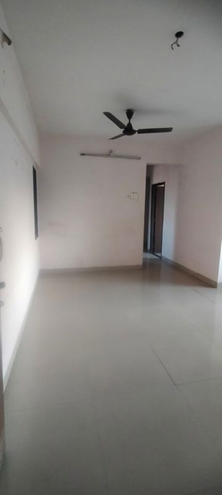 Room, haware-estate 2 Bedroom 700 Sq.Ft. Apartment In Kasarvadavali Thane 9836689