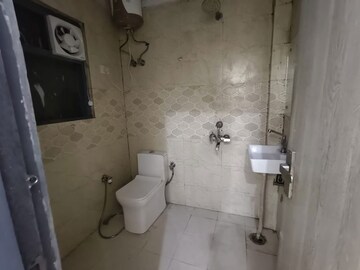 Bathroom in 1 BHK Builder Floor at Ansal Sushant Lok I, Sector 43 – for Rent