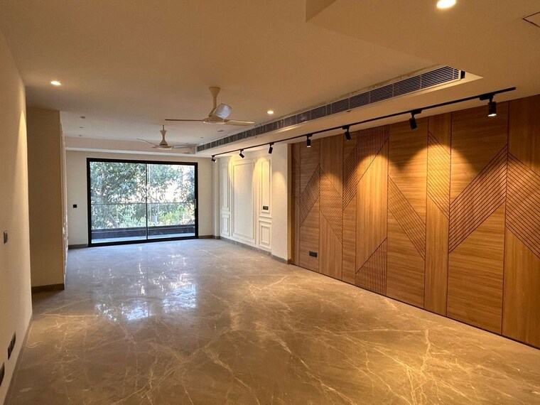  Parking, unity-the-amaryllis 2 Bedroom 749 Sq.Ft. Apartment In Karol Bagh Delhi 9836680