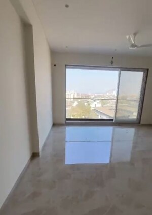 Room in 5 BHK Apartment at Virar West – for Sale