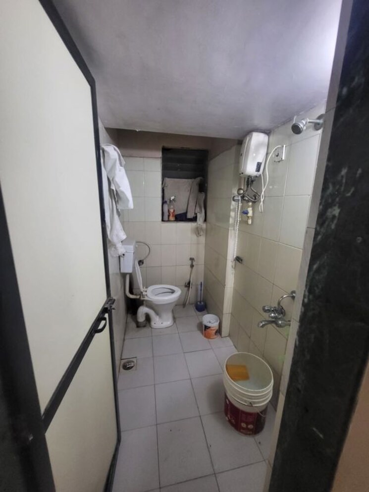 Master Bedroom, satellite-garden 1 RK 280 Sq.Ft. Apartment In Goregaon East Mumbai 9836765