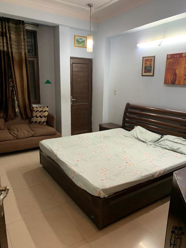 1 RkApartment For Rent in Safdarjung Enclave