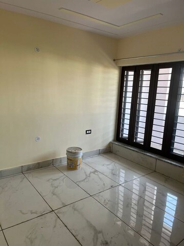 Room in 3 BHK Builder Floor at Hansmukhi Garden Estate, Sahastradhara Road – for Rent