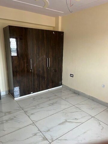 Room in 3 BHK Builder Floor at Hansmukhi Garden Estate, Sahastradhara Road – for Rent