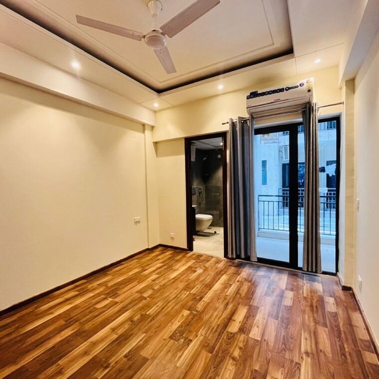 Room, suncity-vatsal-valley 2 Bedroom 1130 Sq.Ft. Apartment In Gwal Pahari Gurgaon 9836984