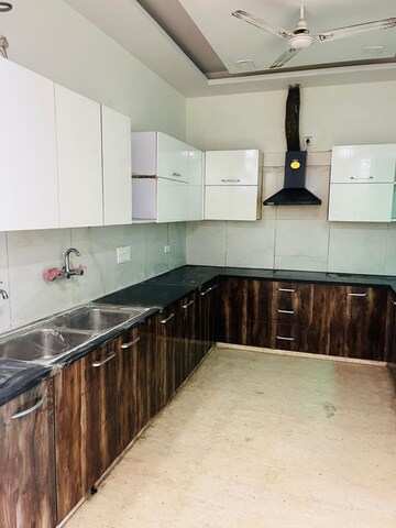 Kitchen in 4 BHK Builder Floor at Uppal Southend, Sector 49 – for Rent