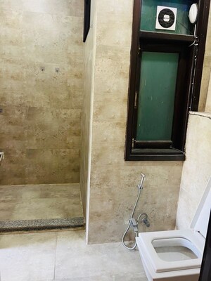 Furnished Amenities in 4 BHK Builder Floor at Uppal Southend, Sector 49 – for Rent