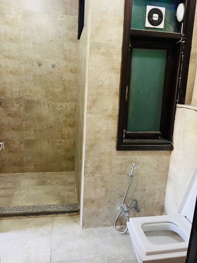 undefined, uppal-southend 4 Bedroom 2250 Sq.Ft. Builder Floor In Sector 49 Gurgaon 9837013