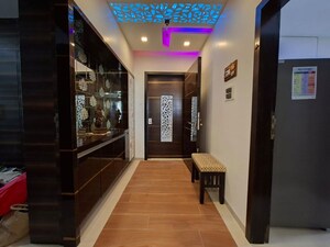  4 BHK Apartment at Oberoi Springs, Andheri West – for Rent