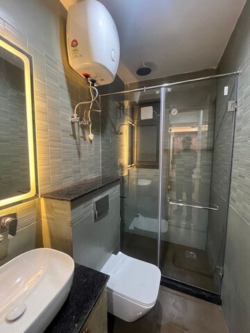 Master Bedroom in 1 BHK Builder Floor at Ardee City, Sector 52 – for Rent