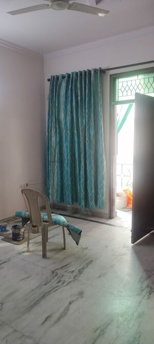 Living Room in 4 BHK Builder Floor at Janakpuri – for Rent