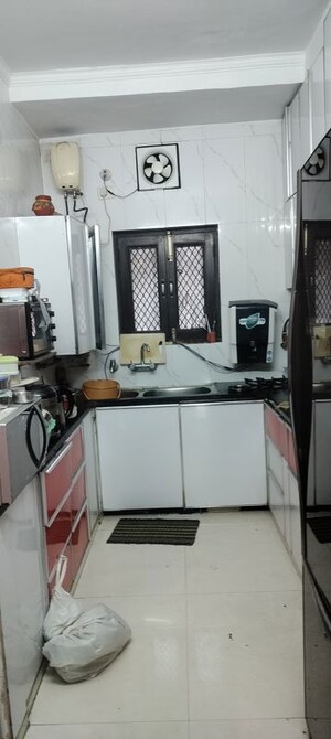 Kitchen in 2 BHK Apartment at Janakpuri – for Rent