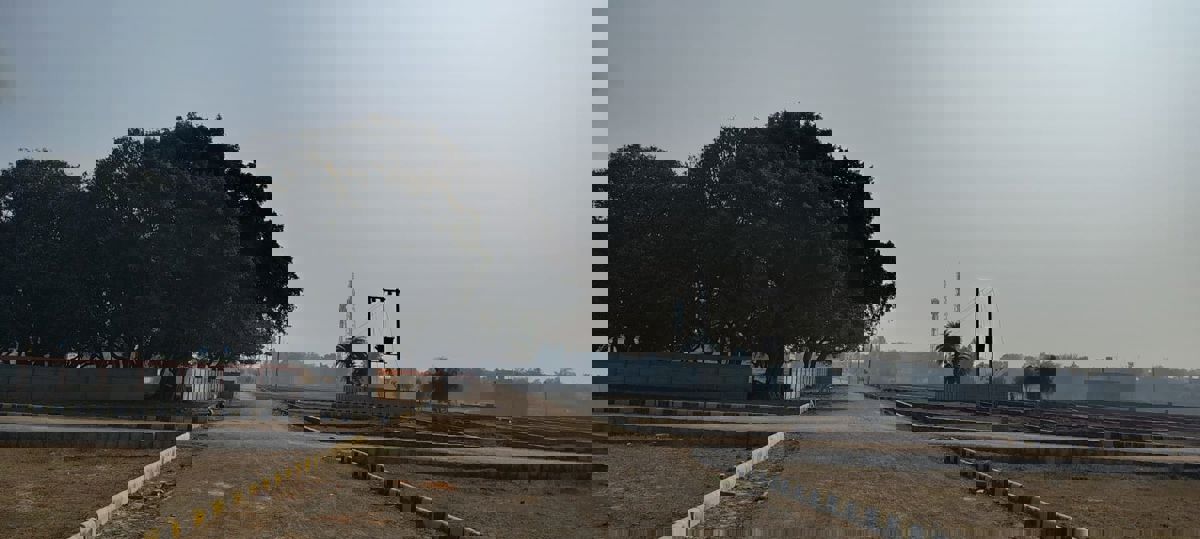 Plot For Sale in Mohanlalganj