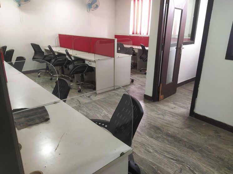 Team Area, sector 2 Commercial Office Space 300 Sq.Ft. In Sector 2 Noida 9836914