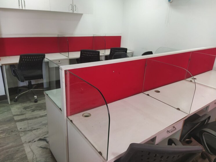 Team Area, sector 2 Commercial Office Space 300 Sq.Ft. In Sector 2 Noida 9836914
