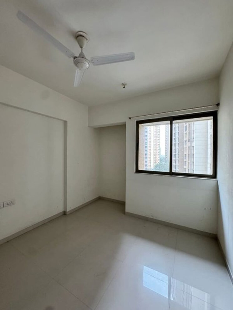 Room, lodha-splendora 2 Bedroom 771 Sq.Ft. Apartment In Ghodbunder Road Thane 9837389
