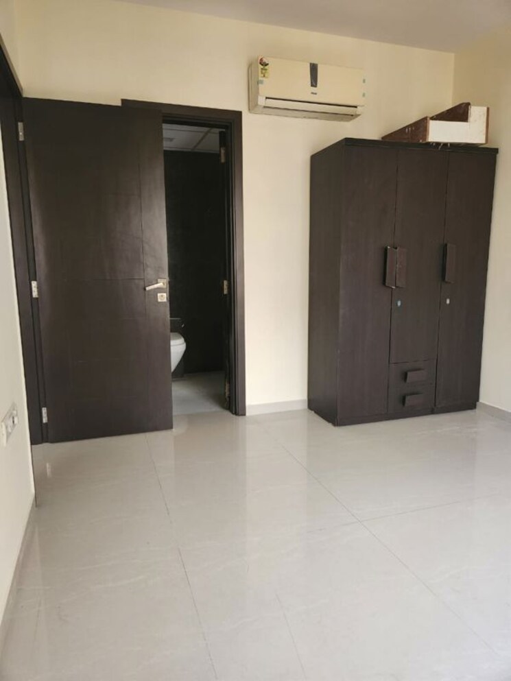 Room, lalani-grandeur 2 Bedroom 651 Sq.Ft. Apartment In Goregaon East Mumbai 9837467