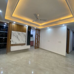 Room in 3 BHK Builder Floor at Chattarpur – for Rent