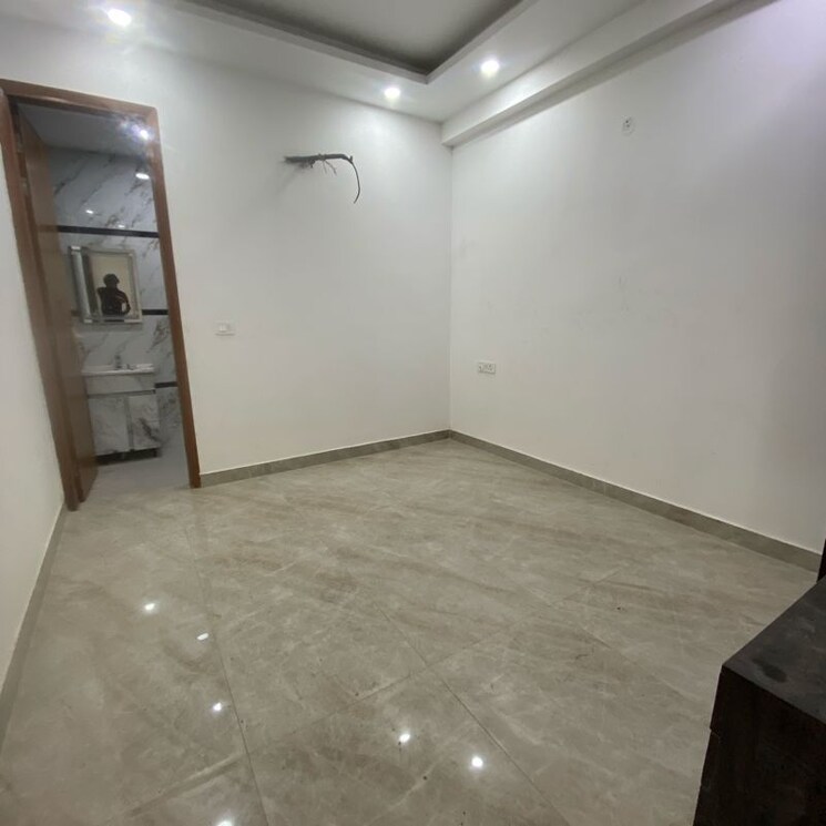 Room, chattarpur 3 Bedroom 1200 Sq.Ft. Builder Floor In Chattarpur Delhi 9837509