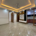 3 BHK + Servant Room 1200 Sq.Ft. Builder Floor in Chattarpur